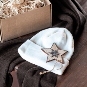 Набор подарочный WINDSET: шарф, шапка, украшение, коробка, темно-серый