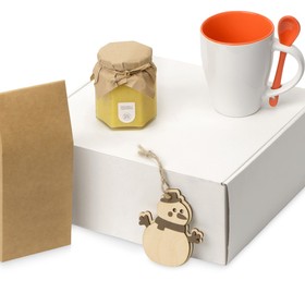 Подарочный набор с чаем, кружкой, медом и новогодней подвеской 
