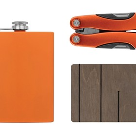 Набор с мультитулом и фляжкой 