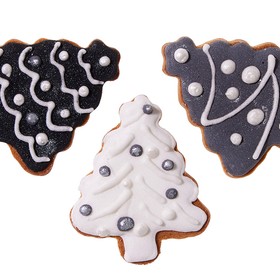 Набор новогодних имбирных печений в форме елочки