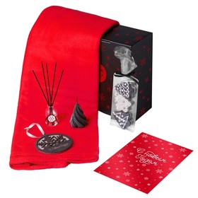 Подарочный набор с пледом, свечой и диффузором, красный