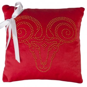 Подушка «Знак зодиака Овен», красная